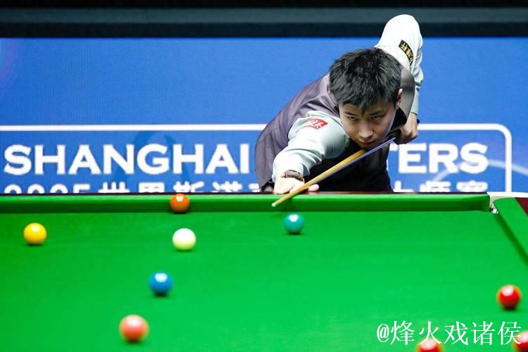 三次单杆破百！赵心童6-1丁俊晖晋级上海大师赛4强