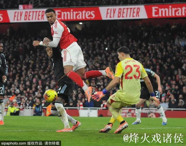 英超-埃泽帽子戏法特罗萨德助攻破门 阿森纳4-1大胜热刺 英超-埃泽帽子戏法特罗萨德助攻破门 阿森纳4-1大胜热刺